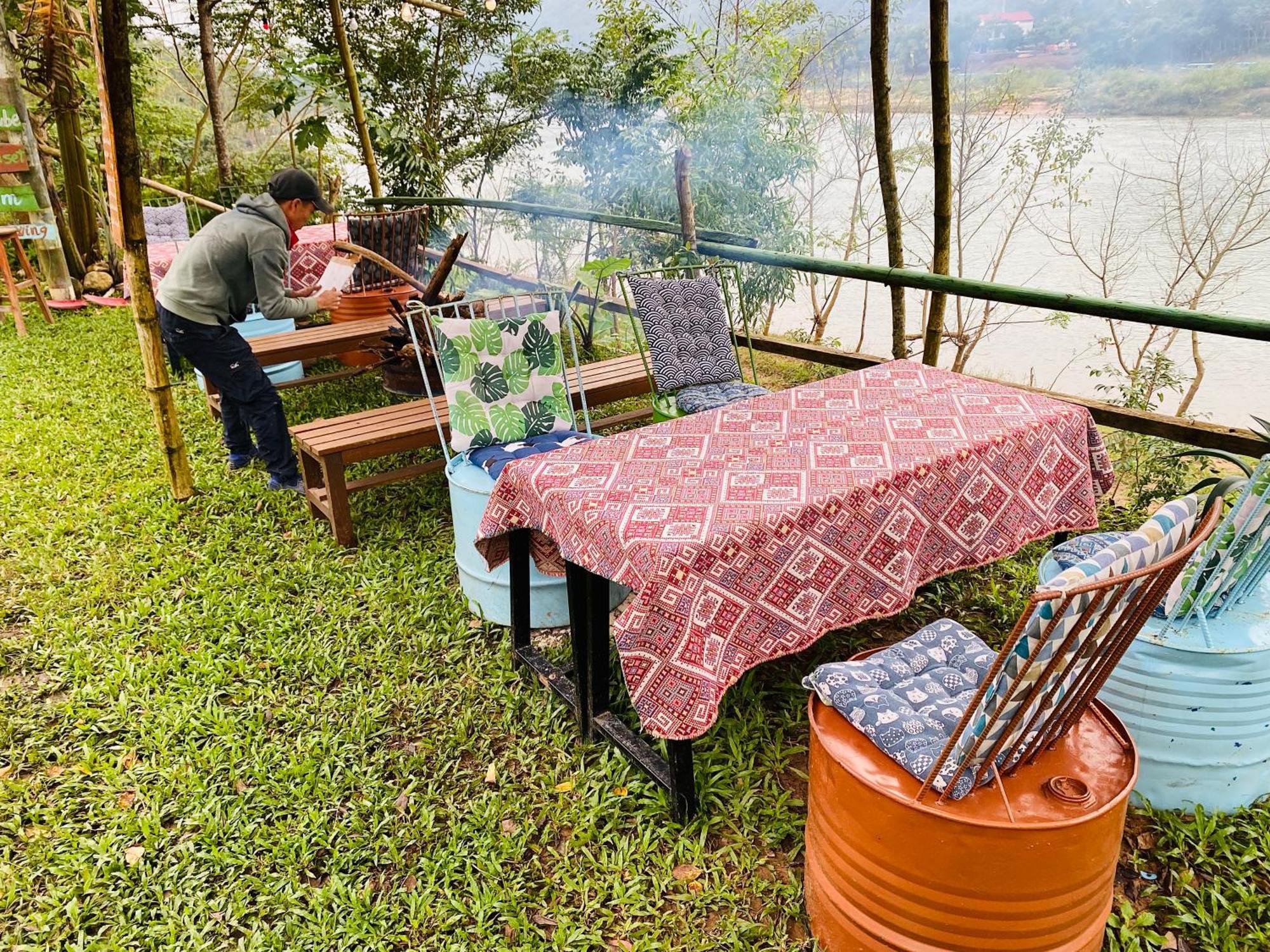 Son River Homestay Phong Nha Exterior foto